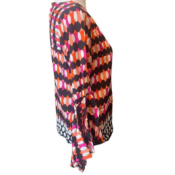 Kaari Blue Geometric Print Blouse with Triangle Cut Out Back Size Medium - Picture 4 of 5